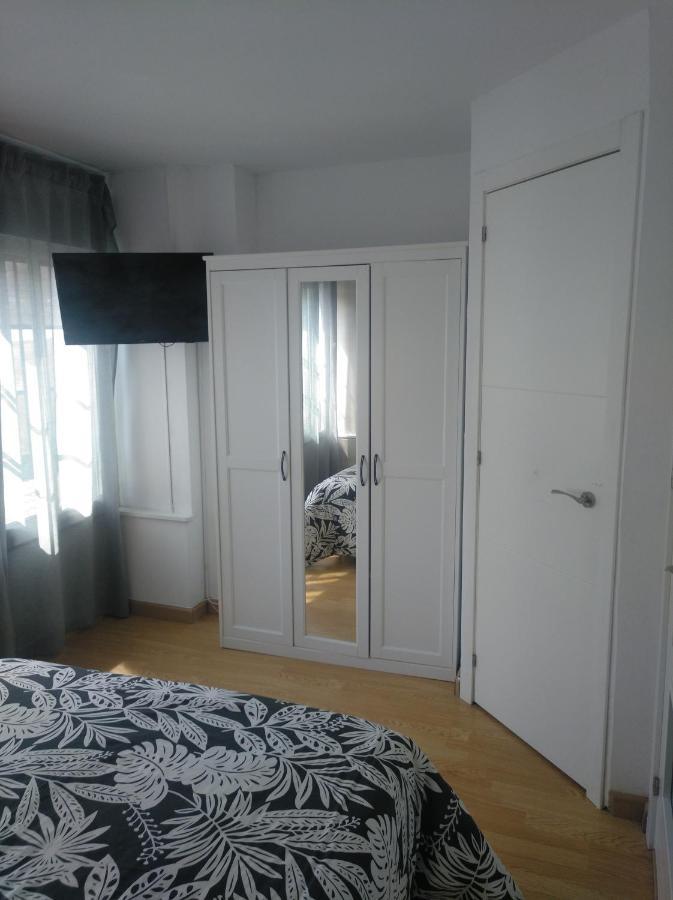 Estudio. Sada, A Coruna. المظهر الخارجي الصورة